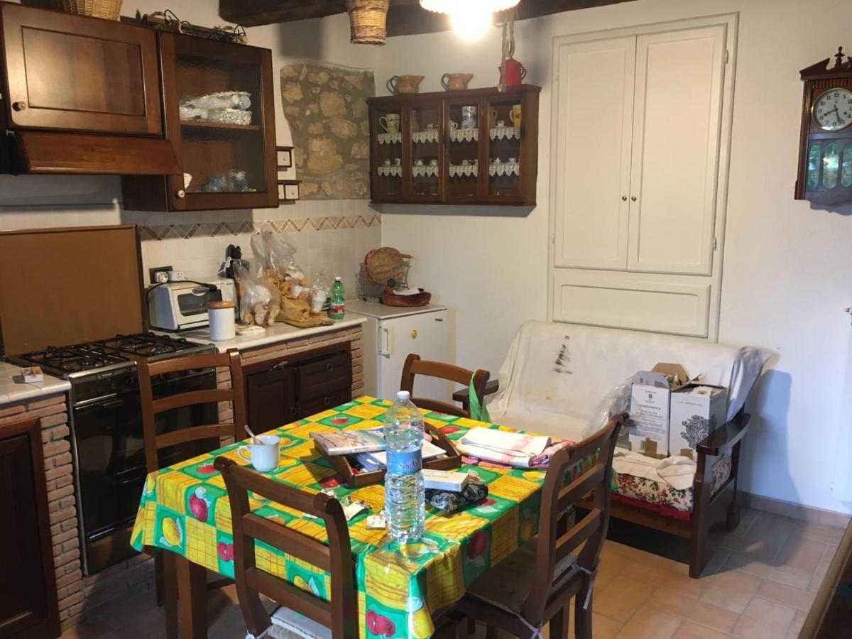 La Casetta Al Roccone Apartment Semproniano